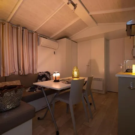 Les Sables D'or Parque de Campismo 4*