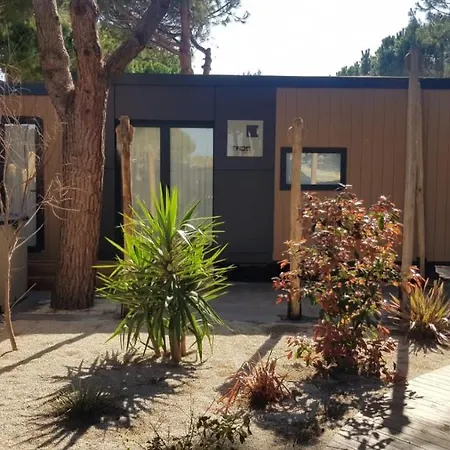 Les Sables D'or キャンプ場 4*