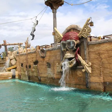 Kamp alanı Les Sables D'or 4*