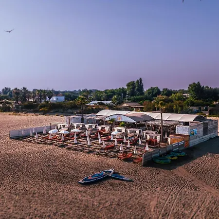 Kamp alanı Les Sables D'or
