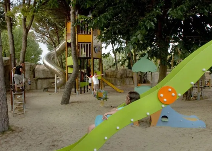 Les Sables D'or 4* Агд